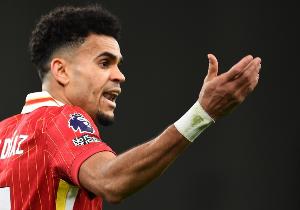 法尔克：拜仁已向路易斯-迪亚斯报价，他们也在关注拉什福德